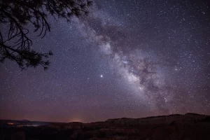 Bryce-Canyon-Milky-Way-composite