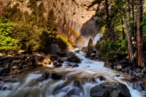 Lower-Yosemite-Falls-Ton