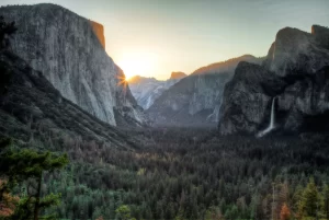 Yosemite-Tunnel-View-Sunrise